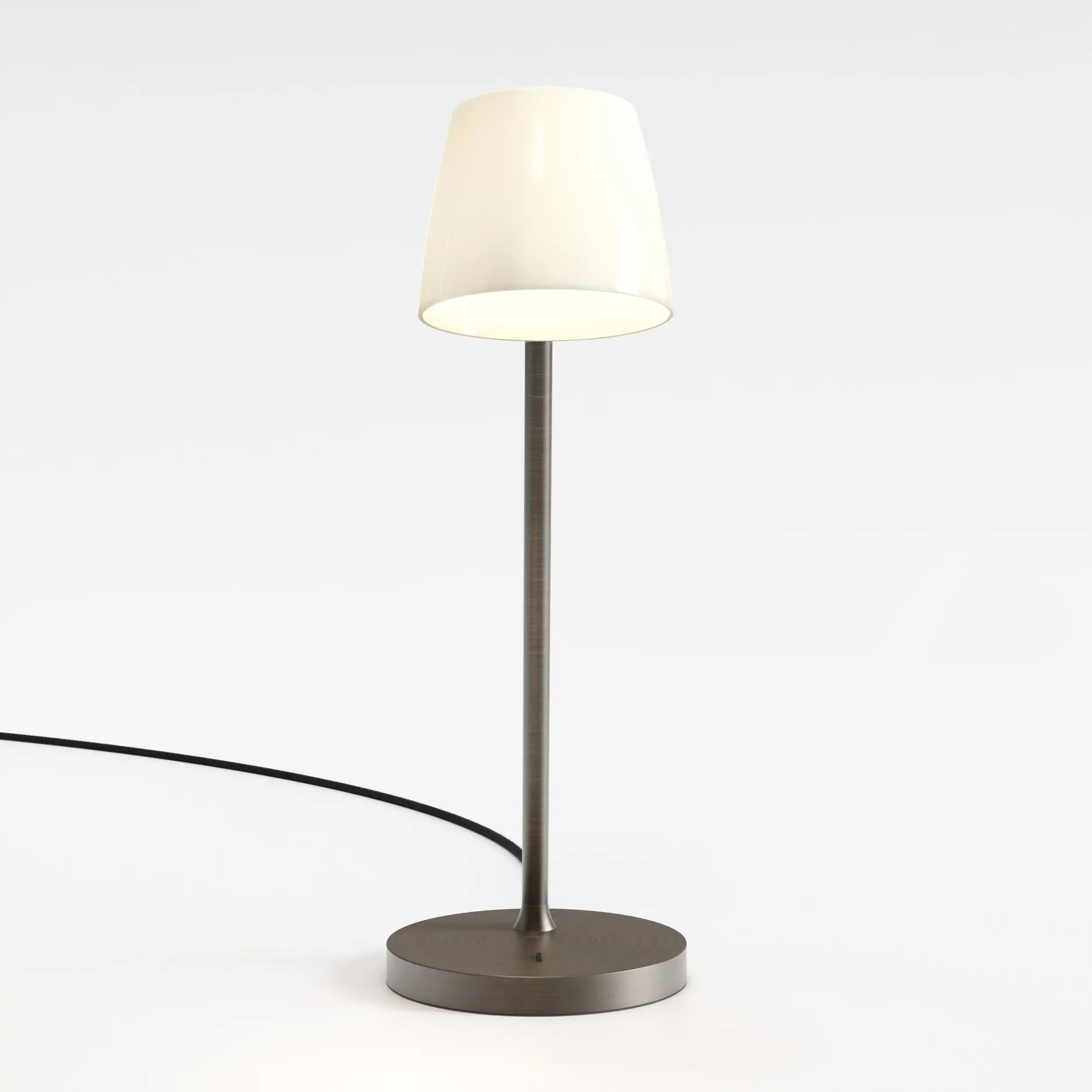 Lamparas de mesa italianas