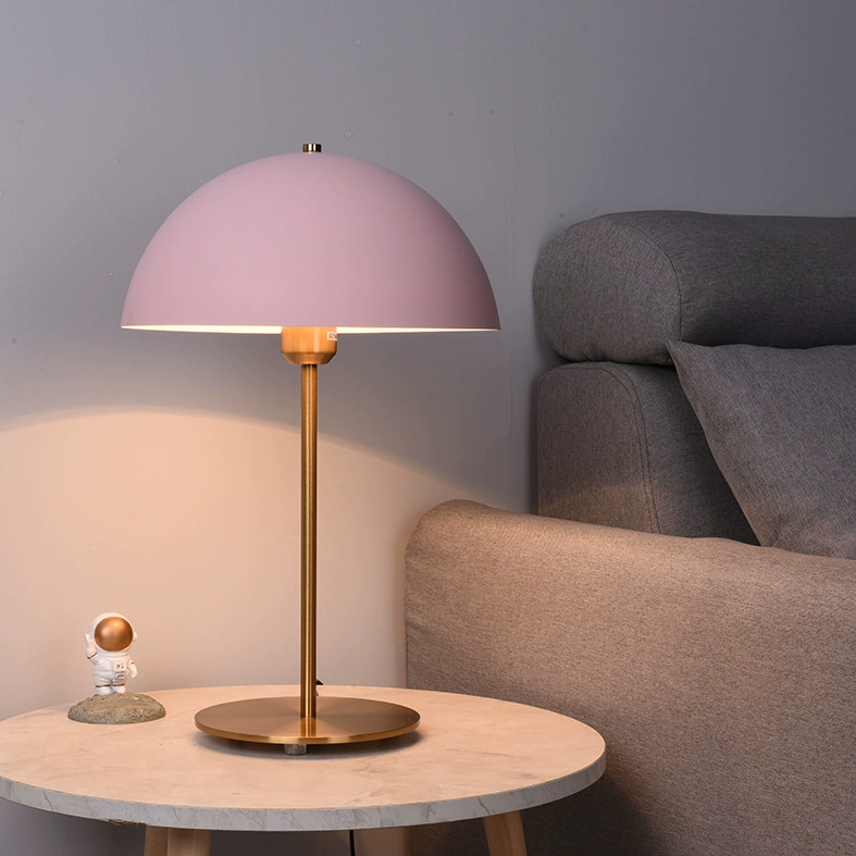 Kreative bunte Pilz-Tischlampe