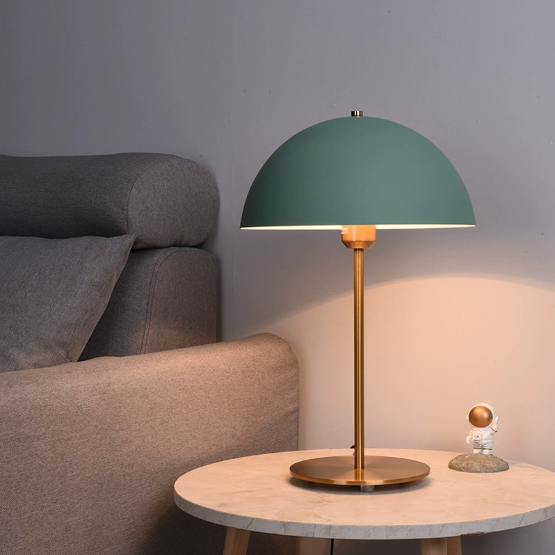 Kreative bunte Pilz-Tischlampe
