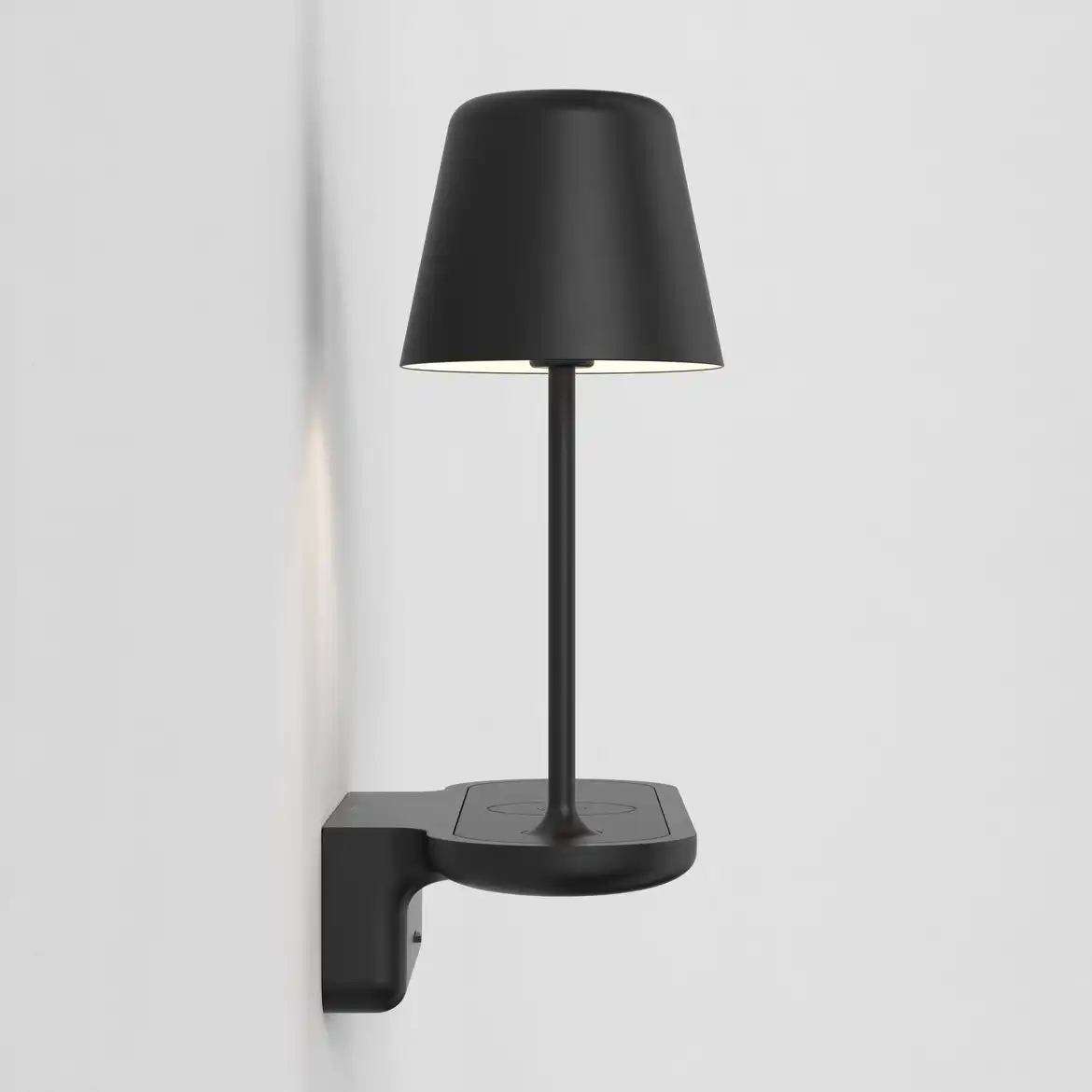 Lampu dinding multifungsi untuk samping tempat tidur